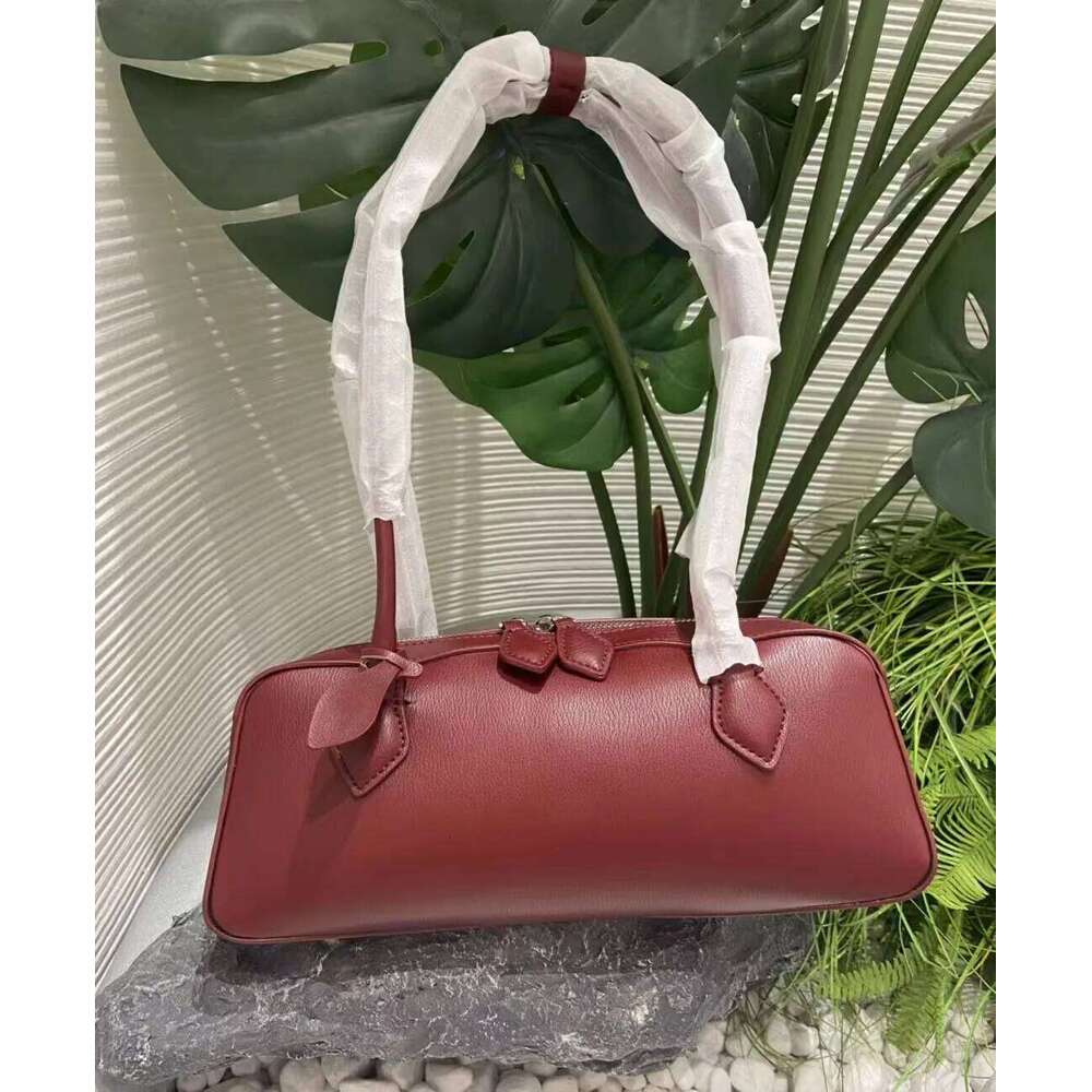 Designer bag 52 2025 New Large Capacity Single Long Shoulder Crossbody Bag