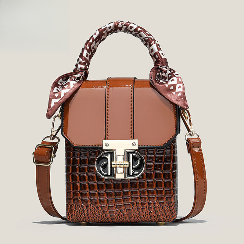 Top brand high-quality new free designer bag high-end mobile phone bag crossbody bag fashionable crocodile pattern shoulder bag brand new free designe
