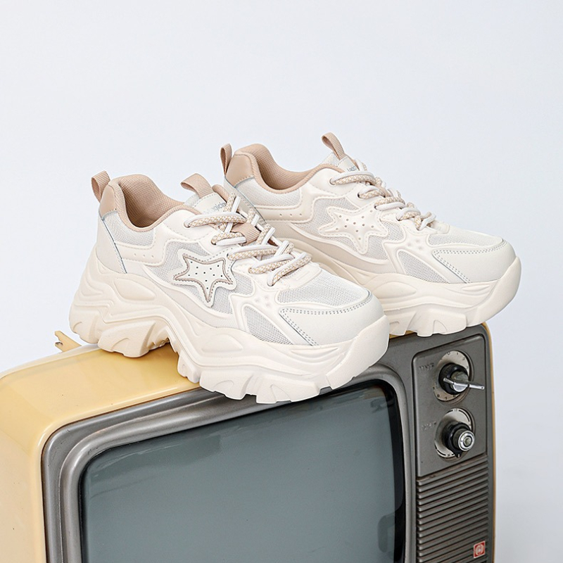 Women Casual Shoes 2025 New Women's Designer Vulcanized Shoes Retro Sports Shoes Fashion Chunky Sneakers Female Black Samurai Dad Shoes Zapatos D