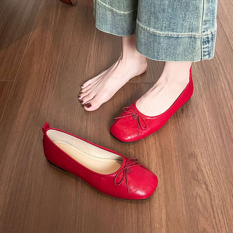 2025 New Simple Round Toe Shallow Mouth Flat Single Shoes for Women Spring Summer Korean Version Versatile Ballet Flats