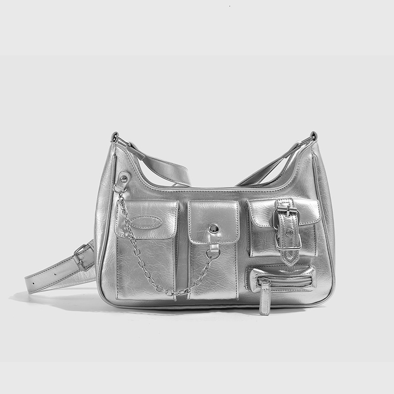 designer Niche Design Cool and Stylish Motorcycle Bag Multi-pocket Black Versatile Commuter Shoulder Crossbody Bag Solid Color Hot Girl Chain Bag