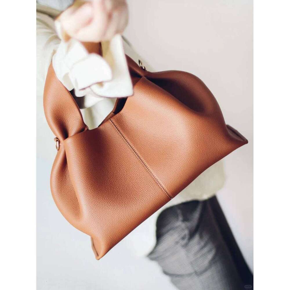 2025Fashion Earth Tone Collection Pu Leather Shoulder Ladies French Niche Hundreds Lunchbox Handbag Tote Bag