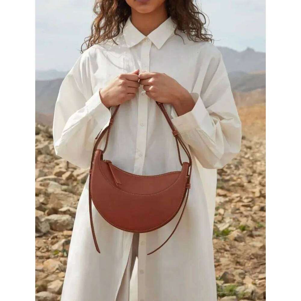 2025Fashion Earth Tone Collection Pu Leather Shoulder Ladies French Niche Hundreds Lunchbox Handbag Tote Bag