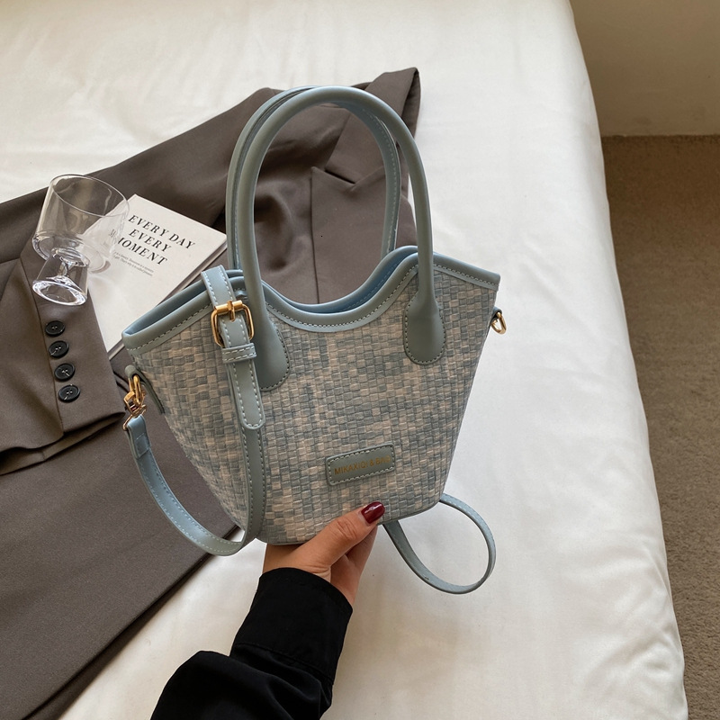 Handbag Shopping Bag Fashion Bucket Bag For Women Korean Style Simple Shoulder Bag Designer Summer Niche Trend Free Shipping Versatile Design Crossbod