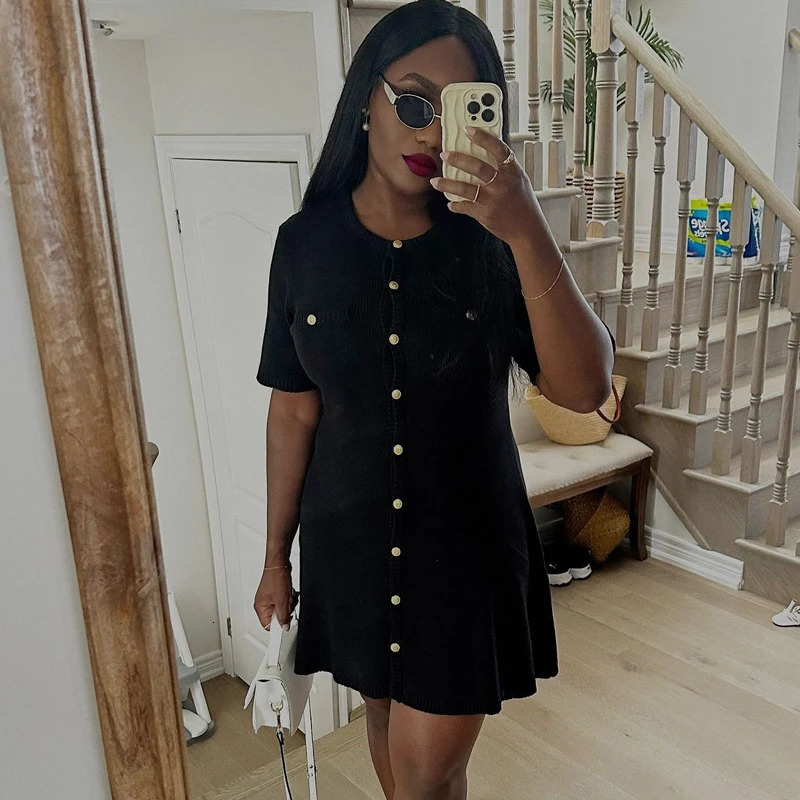 Elegant White Knitted Mini Dress Women Sexy Slim Fit Ribbed Knit Dress Metal Button Short Sleeve Holiday Party Mini Dress 250521