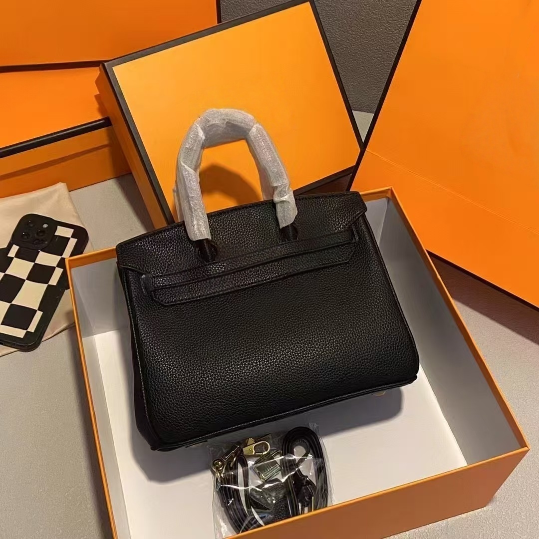 TOP designer handbag women's shoulder bag metal buckle decoration shoulder bag fashion classic large leather women's handbag