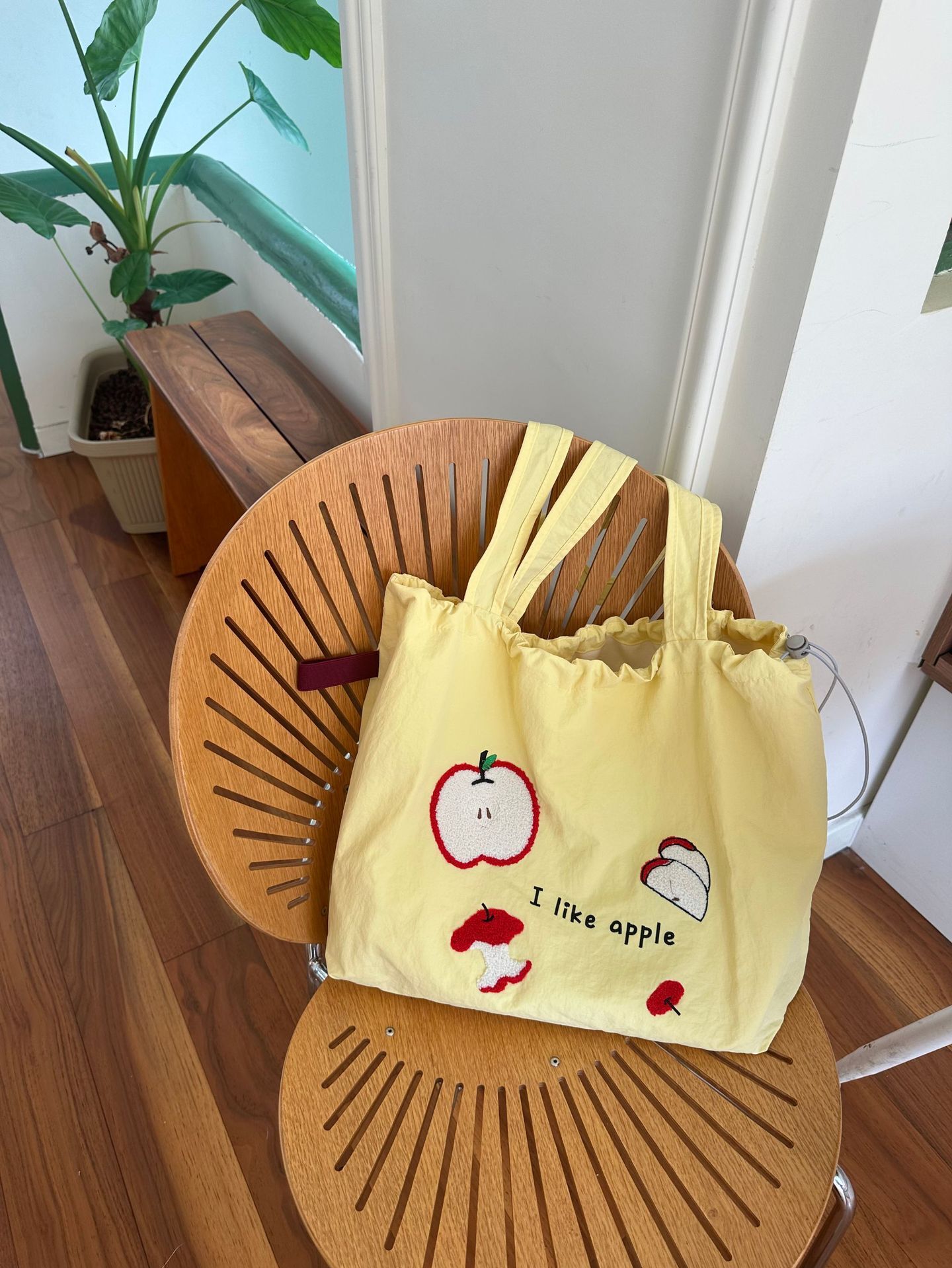 Top Brand High Quality New Style Style Embroidered Bag Casual Large Capacity Women's Handheld Canvas Bag Simple Fashionable Class Bag New Free De