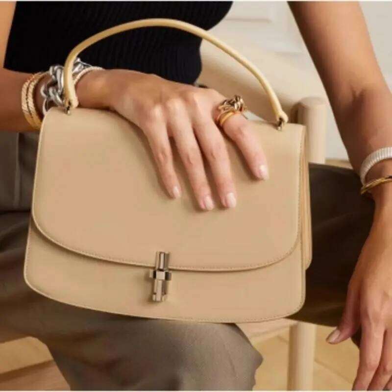 Designer Luxury Market New Simple Solid Color Women's High Quality Cowhide Material Flap Wrist Bag Handbag Fashionable And Casual