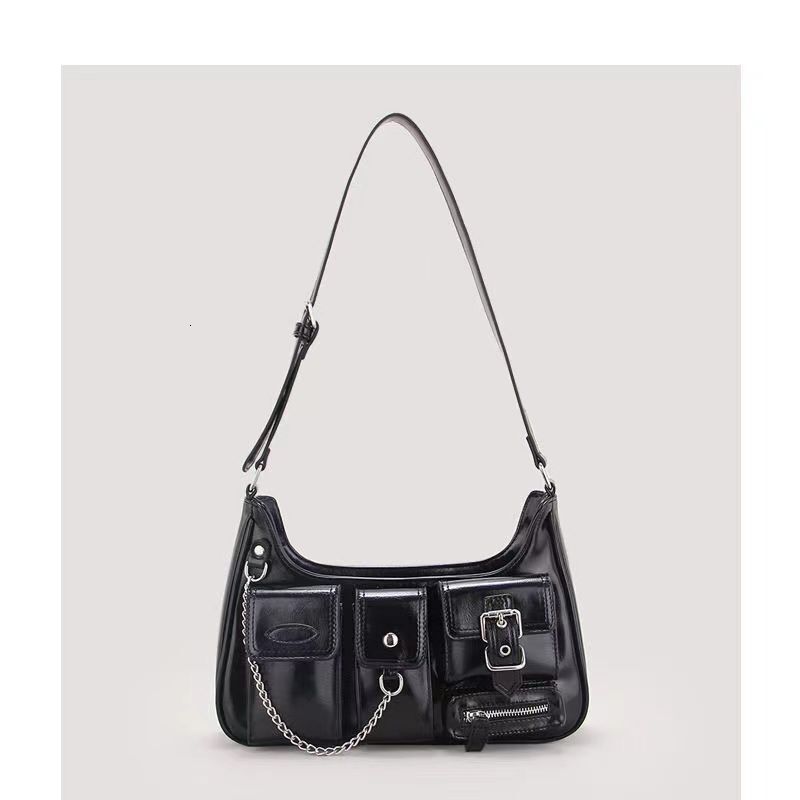 designer Niche Design Cool and Stylish Motorcycle Bag Multi-pocket Black Versatile Commuter Shoulder Crossbody Bag Solid Color Hot Girl Chain Bag