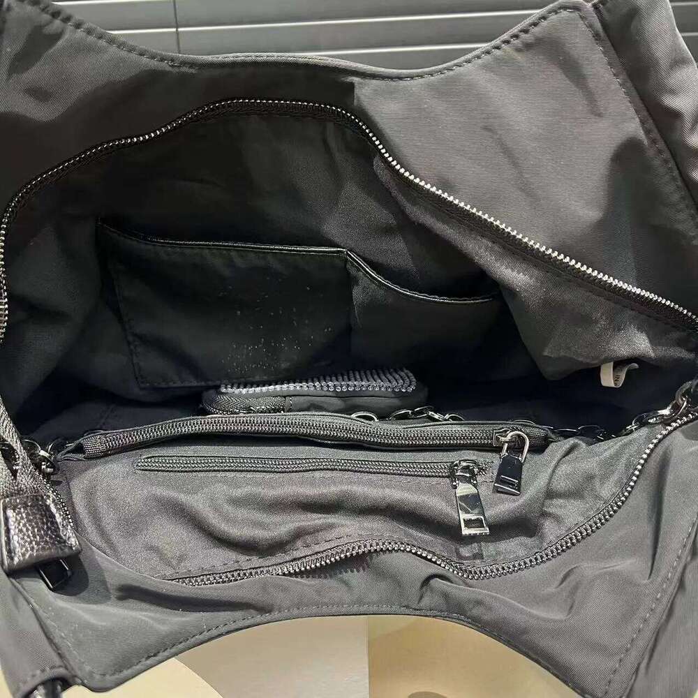 Women's Fashion Tote Soft Leather Lightweight Travel Large Capacity Elegant Full Dia Shoulder Crossbody Bag