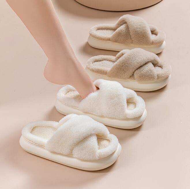Hairy slippers for women in autumn and winter suitable for outdoor wear anti slip indoor thick soled living home furry postpartum cotton slippers Z 6.