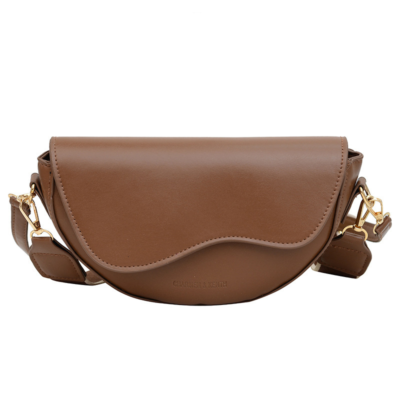 Free Shipping Designer Trendy Retro Versatile Crossbody Bag Texture Small Bag Womens Fashion Single Shoulder Armpit Saddle Bag