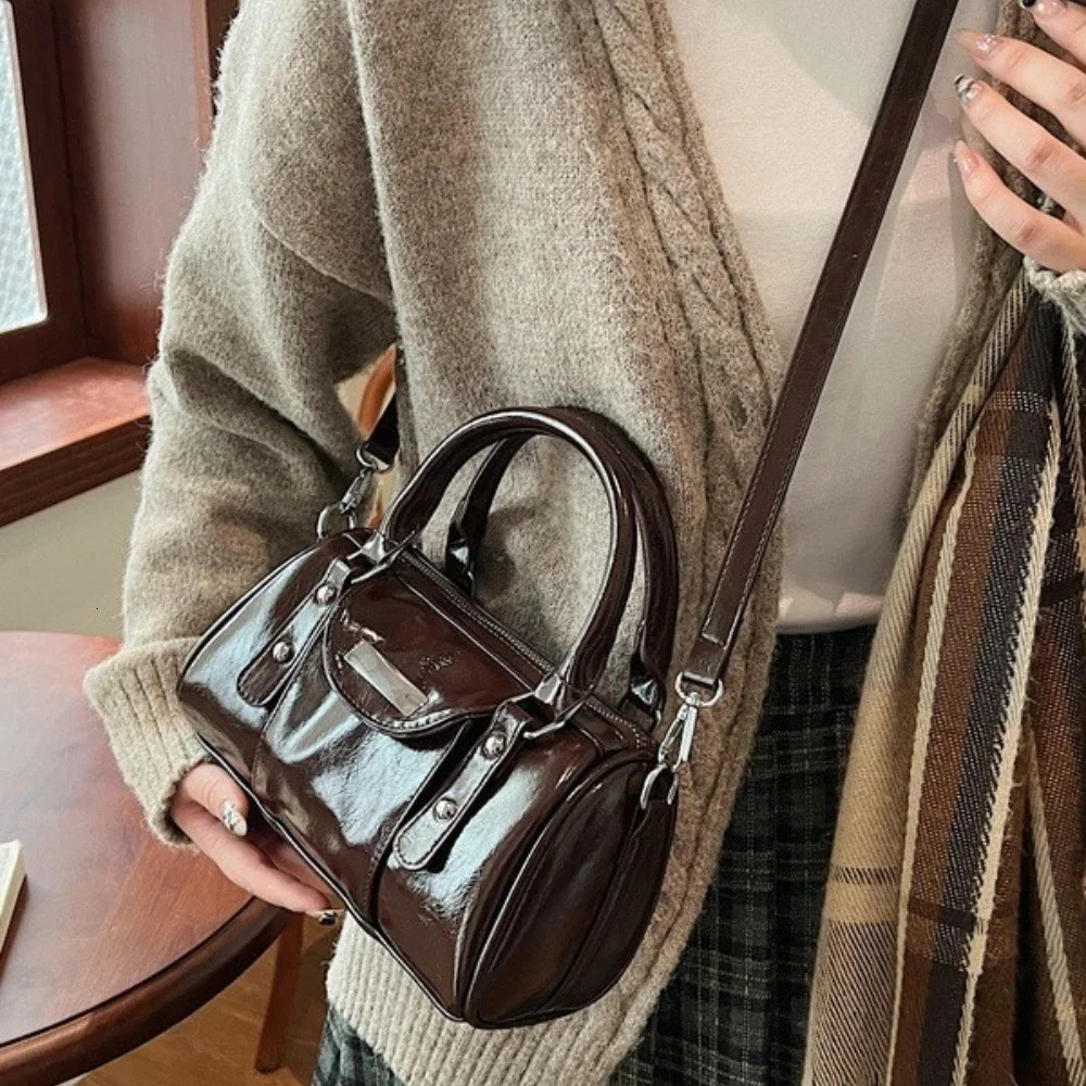 Bright PU Leather Pure Color Shoulder Crossbody Bags Latest Handbag Burgundy Mini Top-handle Bags For Women 250530