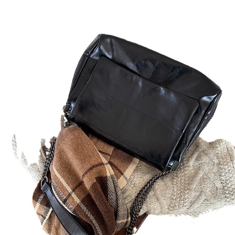 designer New Fashion Versatile Large Capacity Commuter Bag Trendy Chain Crossbody Bag Shoulder Bag Large Tote Bag Hobo Bag