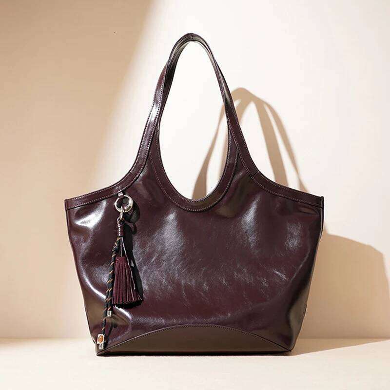 Vintage Wine Red Large Capacity Sector-Shaped Commuter 2025 Simple Real Women Handbag Split Cow Leather Shoulder Bag