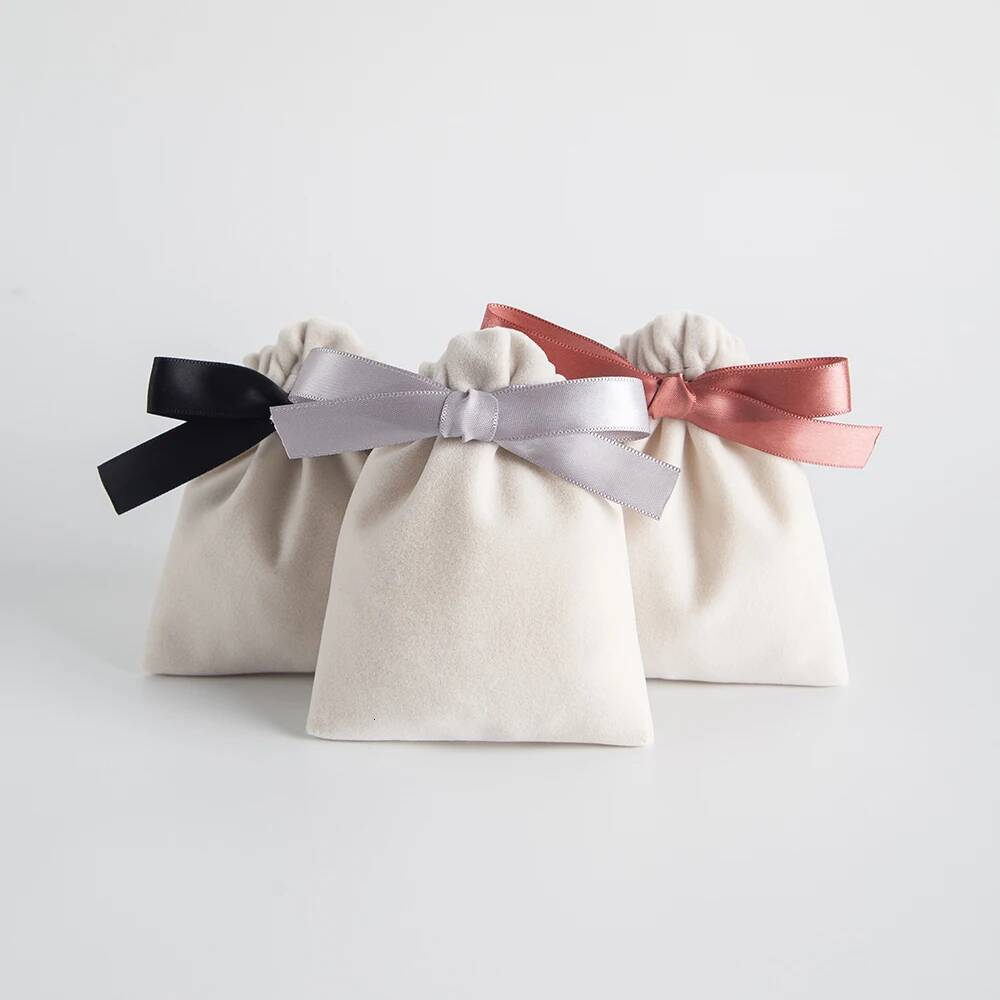 10pcs Bulk Beige Veet Pouches Ribbon Jewelry Packing Display Storage For Wedding Candy Gift Travel Drawstring Dust Bags