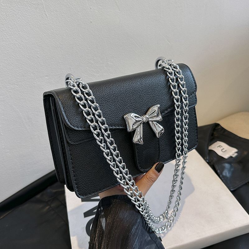 Free Shipping Designer Bag 2025 Shoulder Crossbody Small Square New Pattern Chain Bag Versatile Trendy And Fashionable Bow Bag For Women