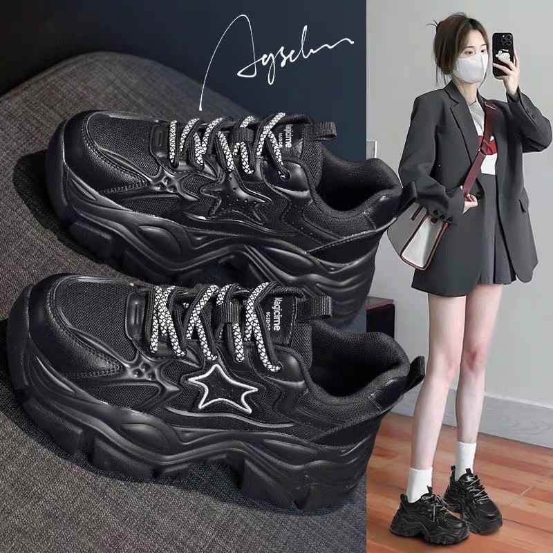 Women's Casual Sports Shoes Spring New Style Thick Bottom Versatile Leisure Sports Shoes Black Samurai Dad Shoes Fashion Chunky Sneakers Zapatos 