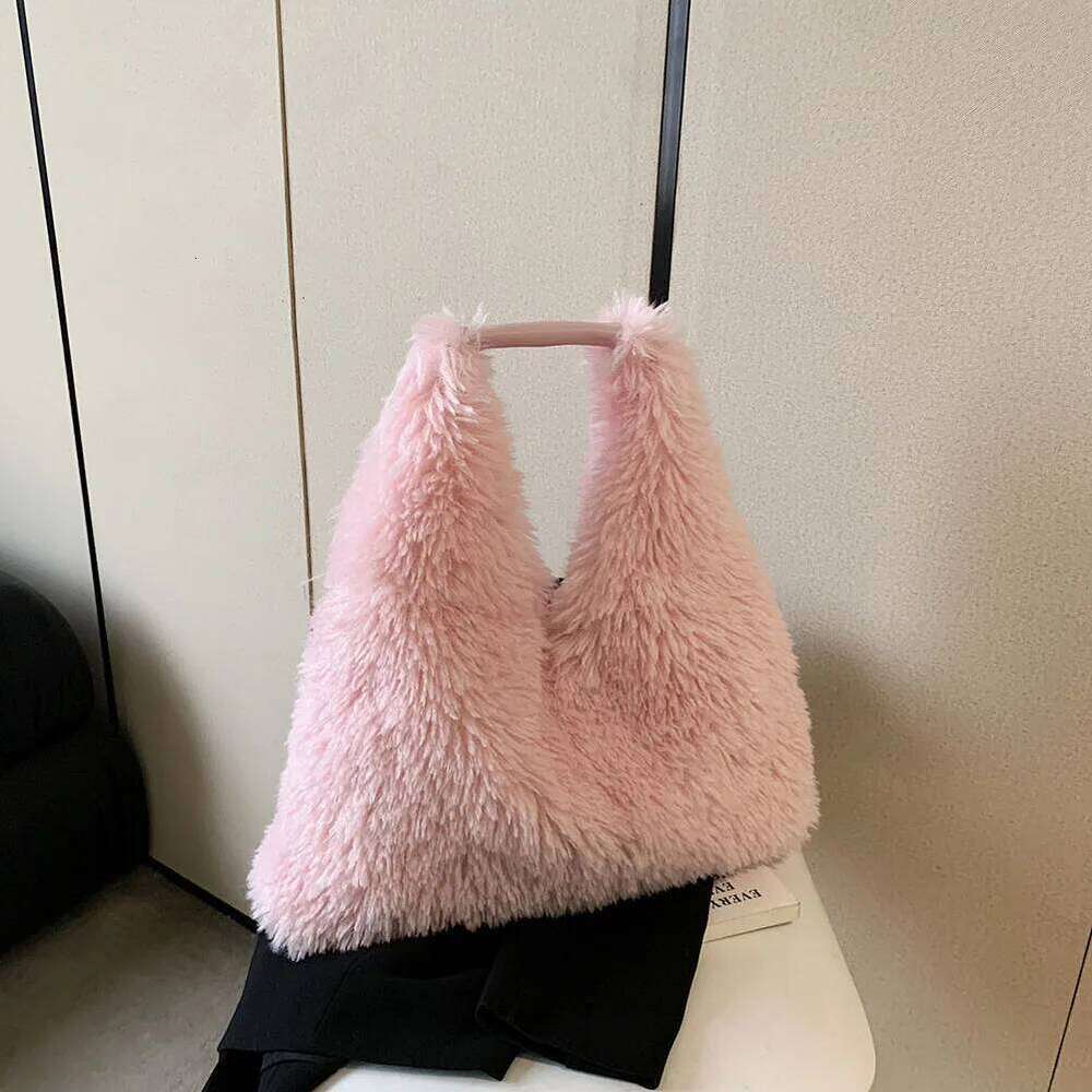 Hot Selling Women Soft Plush Tote Fluffy Shoulder Magnetic Closure Autumn Winter Handbag Large Capacity Shopping Trvavel Bag Designer Bags