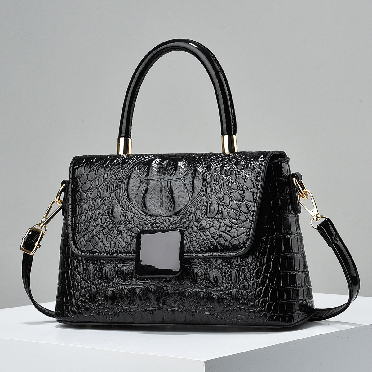 Top brand high-quality new free designer bag high-end 2025 new fashionable and elegant shoulder crossbody bag handbag new free designer bag