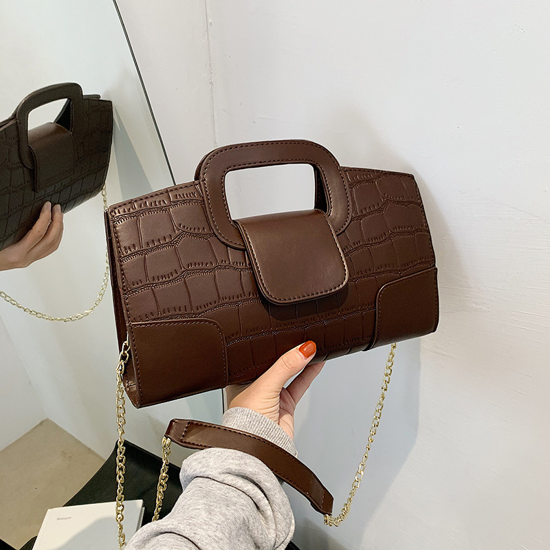 Trendy Chain Small Bag For Women Free Shipping Shopping Bag New Fashion Versatile Crossbody Bag Designer Internet Celebrity Handbag Small Square Bag