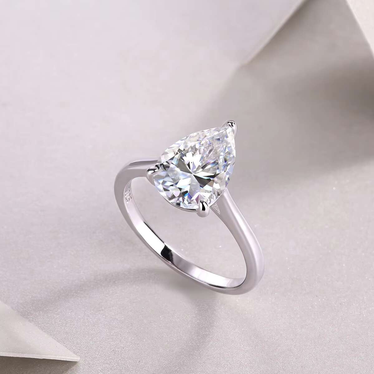 High Quality 925 Sterling Silver Adjustable Ring VVS 1ct Moissanite Wedding and Engagement Ring With GRA Certified