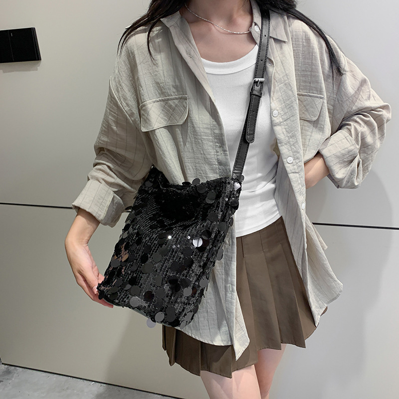 Top Brand High Quality New Style Trendy Design Sequin Bucket Bag Large Capacity New Silver Handbag Shoulder Crossbody Women's Bag New Free Delive
