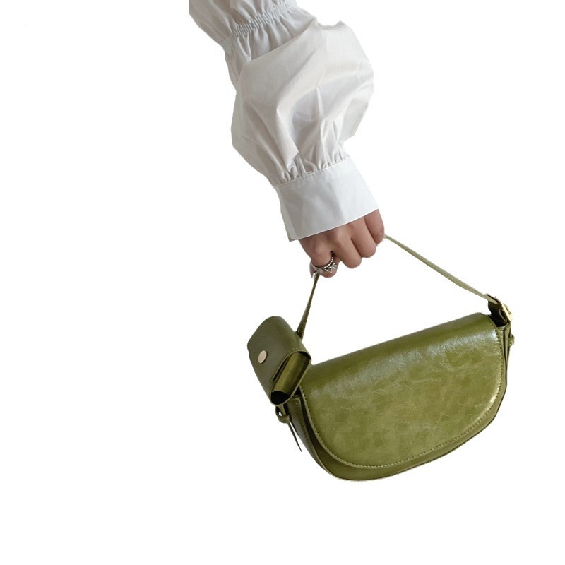 designer New Trendy Simple Super Popular Handheld Underarm Bag for Women Retro Versatile Commuter Portable Single Shoulder Crossbody Saddle Bag