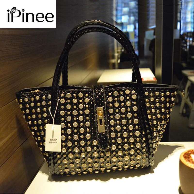 Hot Selling Ipinee Rhinestones Crossbody Bags For Patent Leather Handbags Women Designer Ladies Messenger Bag Sac A Main