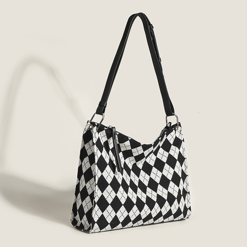 designer 2025 New Fashion Versatile Trendy Quilted Zipper Women's Commuter Large Capacity Class Shoulder Bag Student Underarm Bag