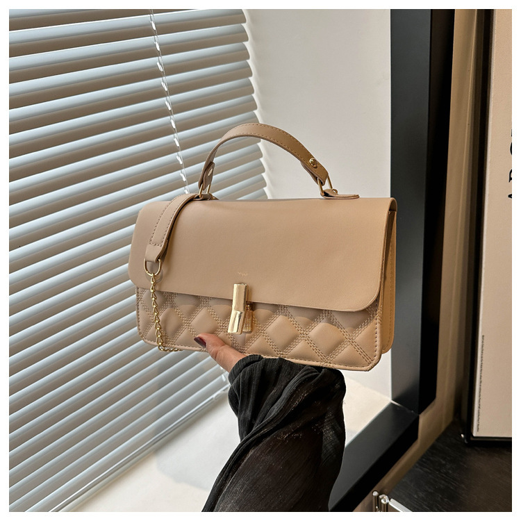 Personalized And Beautiful Embroidered Thread Handbag Texture Grid Designer Small Square Bag New High End Underarm Single Shoulder Cross Shoulder Wome