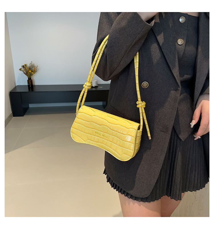 Stone Pattern Underarm Bag For Women 2025 New Free Shipping Autumn Commuter Fashion Simple Letter Trendy Shoulder Bag Designer Shopping Bag Bag Handba