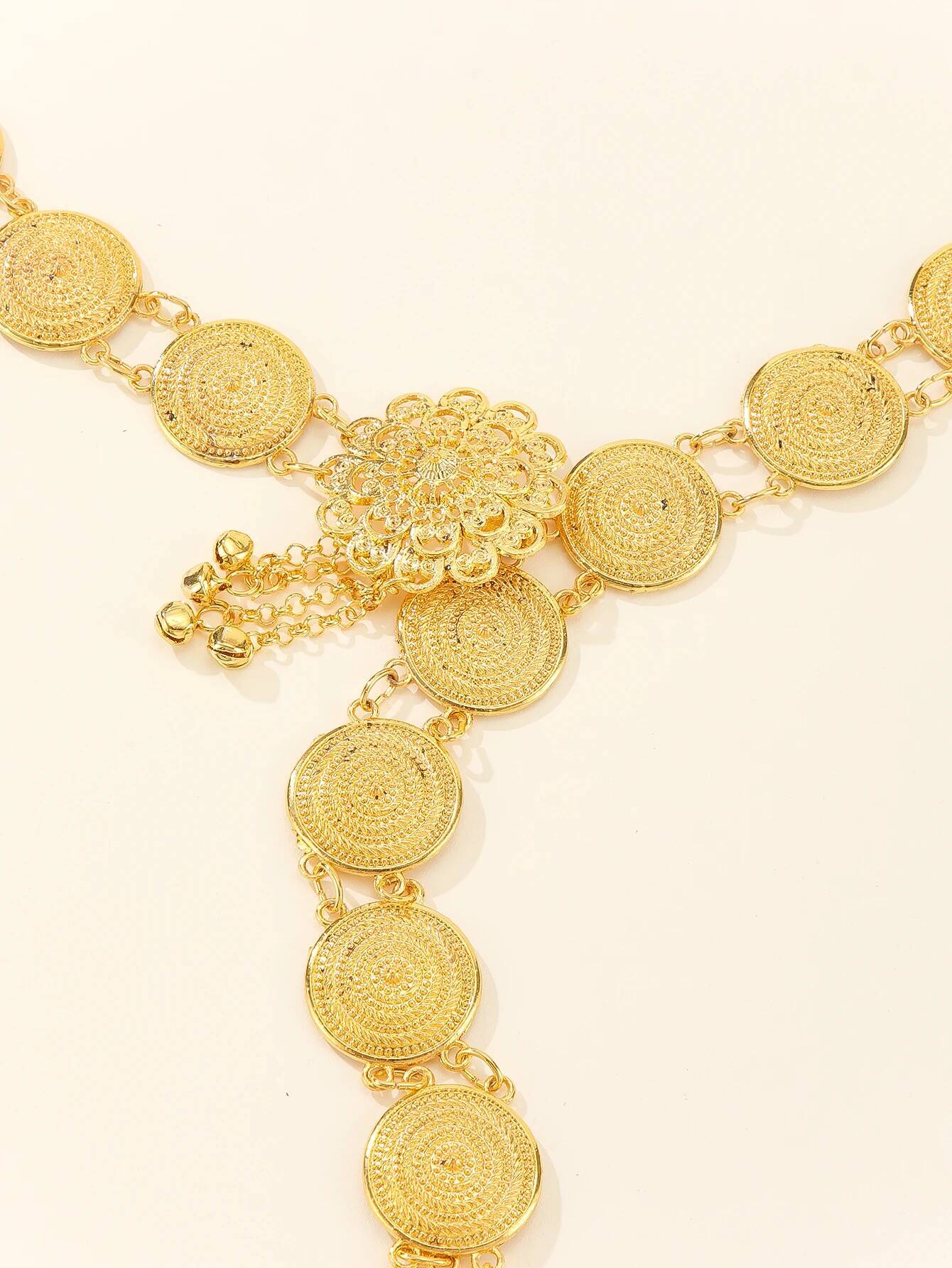 1PCS Metal Swirl Polka Dot Adjustable Bohemian Style Vintage Women's Belt is suitable for summer daily casual party gifting