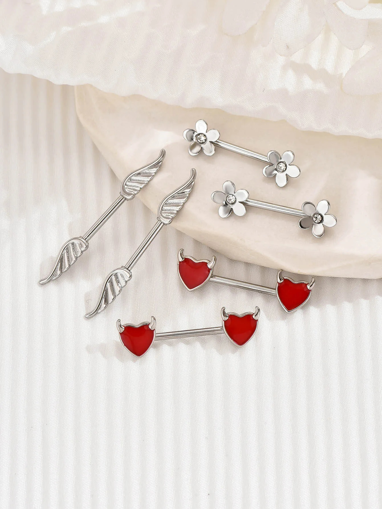 2pcs Angel Wings Nipple Piercing 14G Flower Heart Daemon oxhead Shield Bar Barbell Nipple Ring Nombril Breast Cover Jewelry 250526