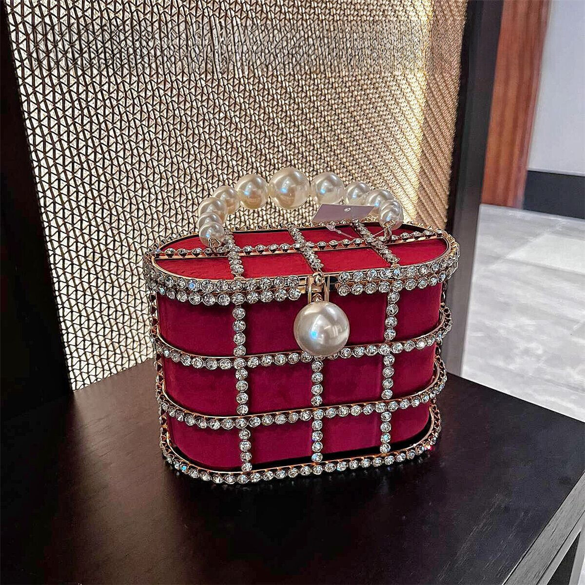 Top quality Brand High Quality New Style New Retro Shiny Birdcage Pearl Diamond Bag Evening Metal Basket Bucket Handheld Crossbody Bag New Free Delive