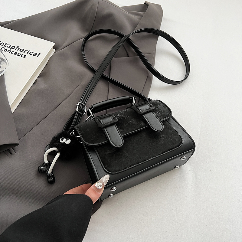 Designer Handheld Briefcase For Women Free Shipping New Korean Style Versatile Trendy Fashion Simple Backpack Niche Trend Shopping Bag Small Backpack