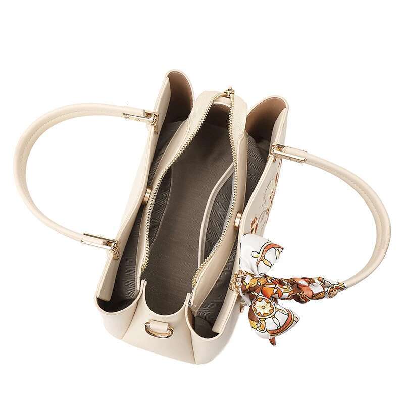 Designer Luxury Toptrends Chinese Style Embroidery Commuter Handbags For Women 2025 Designer Large Capacity Totes Female Shoulder Bags