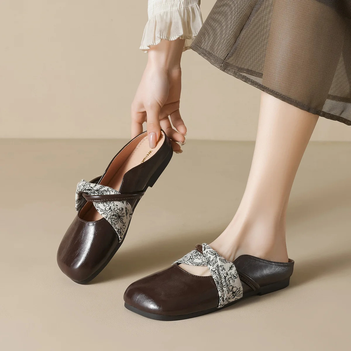 spring womens outdoor shoes Mules Slippers Ladies casual flat shoes Work shoes Boat shoes Large sizes 41-43 250528