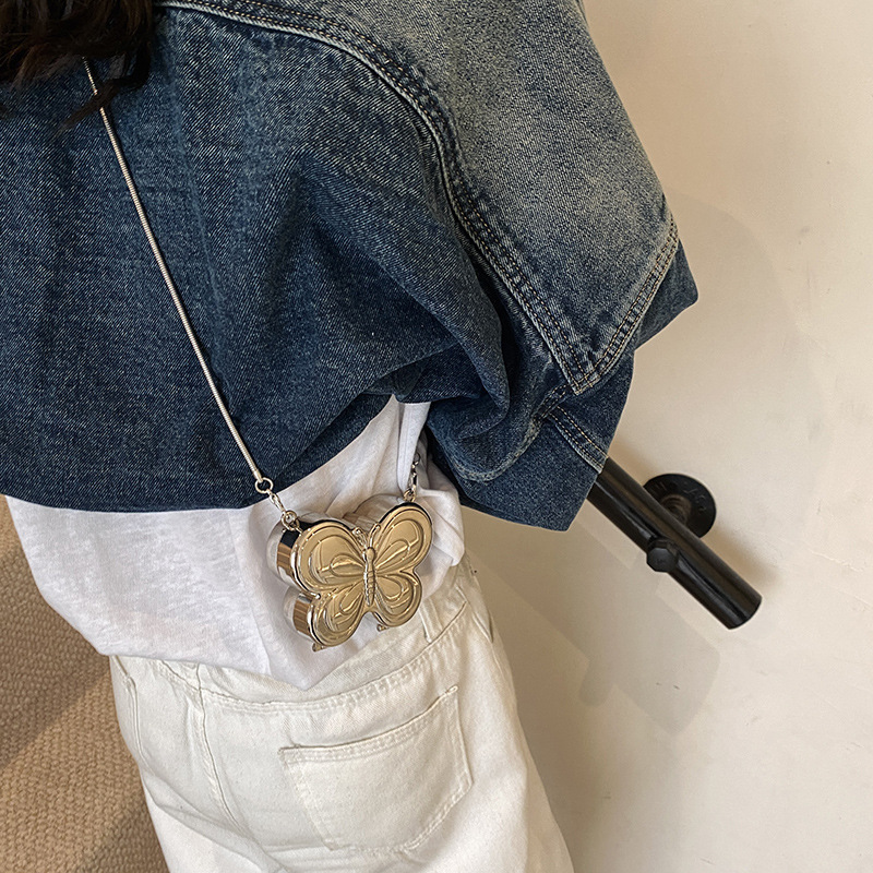 Free Shipping Designer This Year's Popular Butterfly Shaped Change Bag For Women 2025 New Style Mouth Red Envelope Niche Design Dinner Single Sho