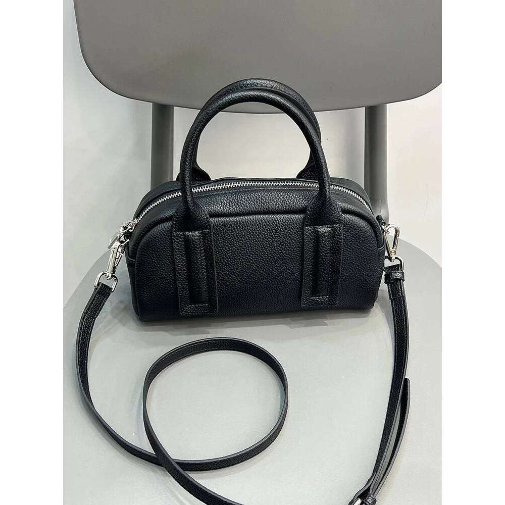 Designer Luxury 2025 New Spring Brand Black Genuine Leather Handbags Casual Sier Zipper Shoulder Bags Women Totes