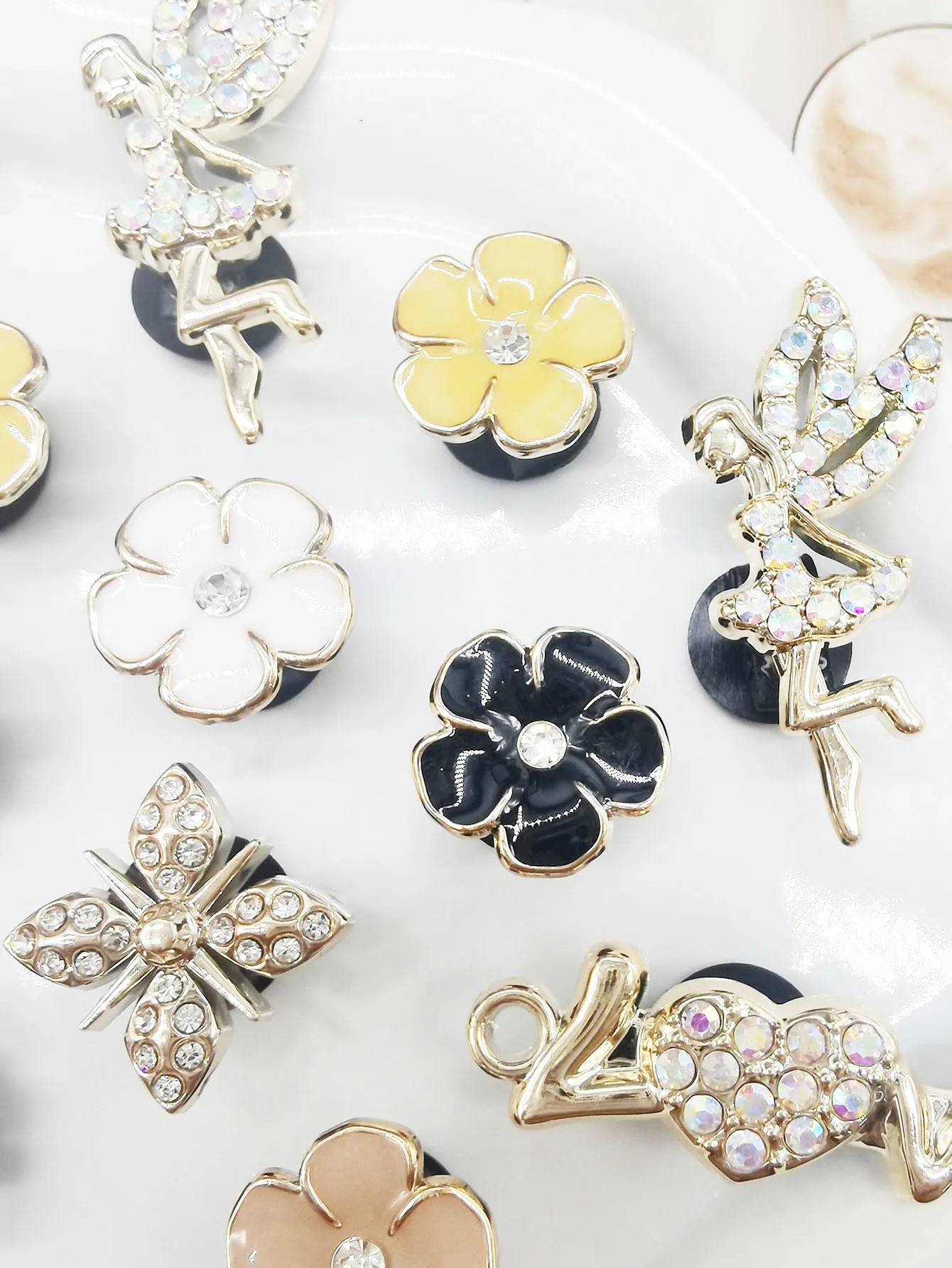 18PCS ABS Resin Butterfly Shoe Charms Decorations Love Fairy Star Shoes DIY Accessories Multi Color Flower Clips 250528