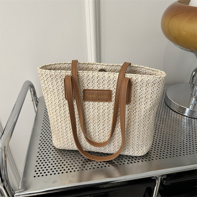 Free Shipping Designer Bag 2025 New Simple Fashion Straw Letter Womens Shoulder Tote Bag
