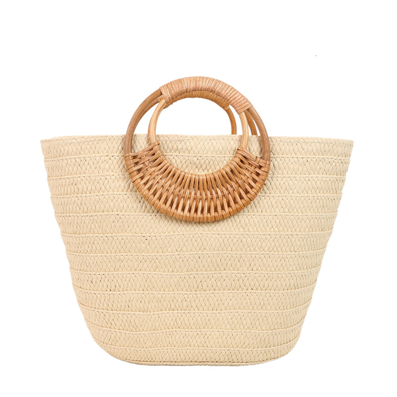 Free Shipping Designers New Tote Bag Fresh Hand Woven Handbag Womens Rattan Woven Crescent Bag Grass Woven Handbag
