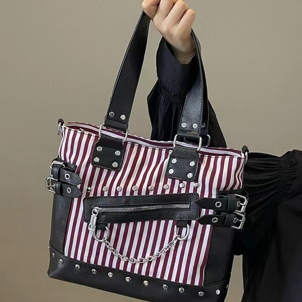 designer 2025 Women's High-End Niche Tote Bag Fashion Rivet Trendy Shoulder Underarm Bag