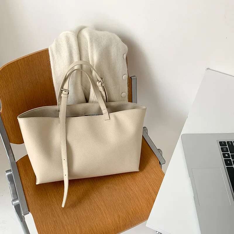 Simple Casual Soft Bag PU Leather Big Tote Bags Women 2025 NEW High Quality Handbags And Versatile Purses