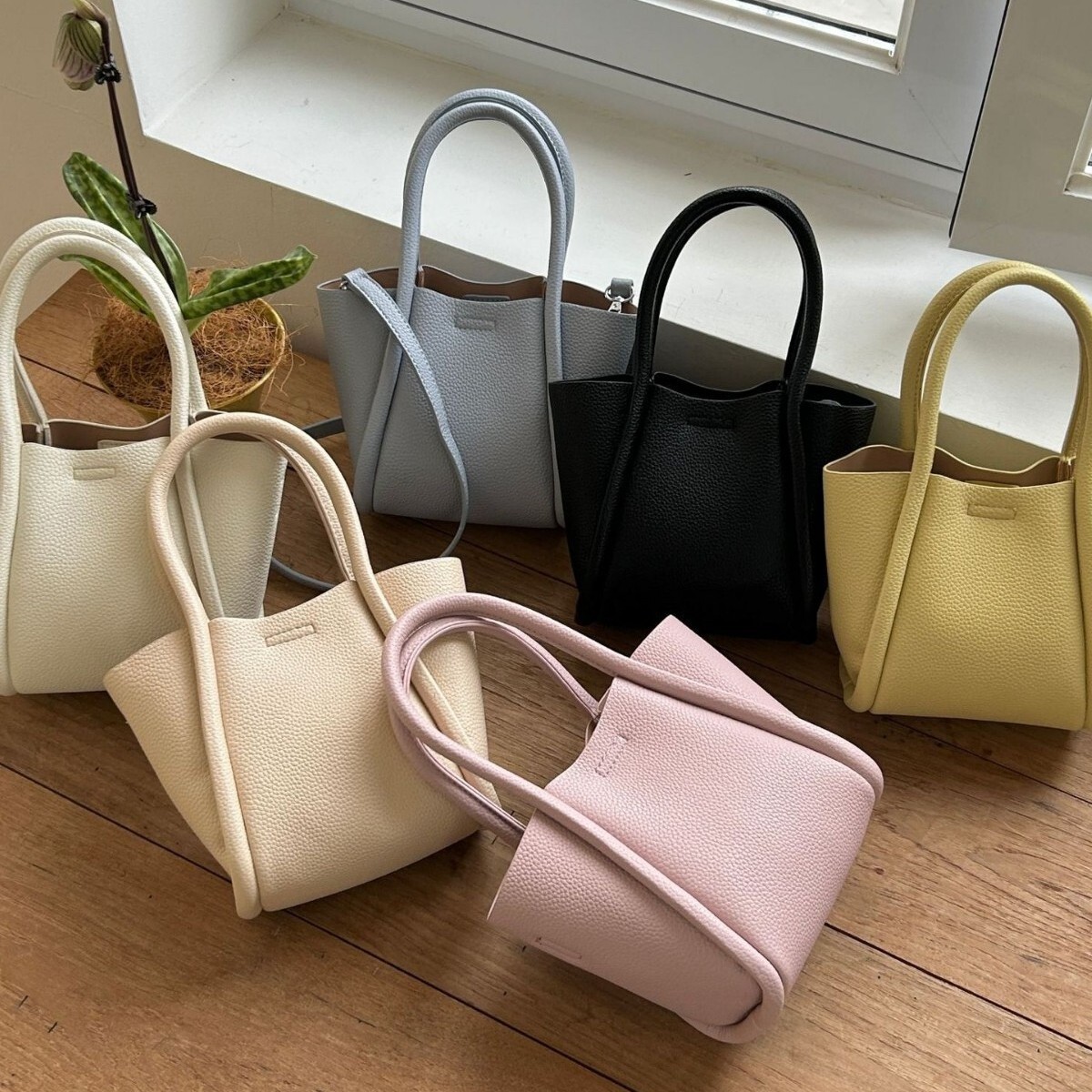 Top Brand High Quality New Style and Vegetable Basket Series Designer Edition Large Capacity Casual Handheld Bucket Bag for Women New Free Delivery De