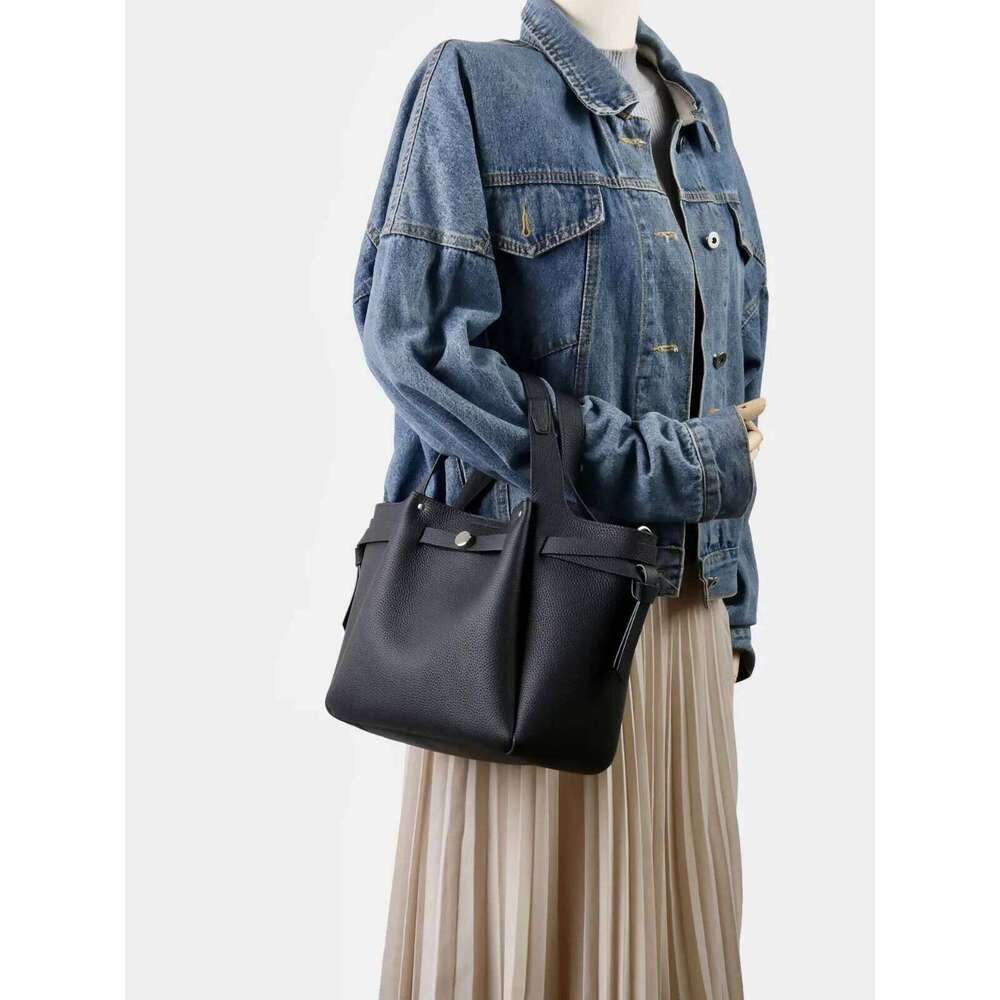 Personalized Initial Letter Custom New Fashion Head Layer Cowhide Large Capacity Pleated Commuter Tote Bag One-Shoulder Underarm