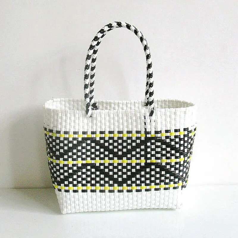 2022 Woven Handbags For Women Plastic Shoulder Beach Waterproof Environmental Protection Female Small Large Bags