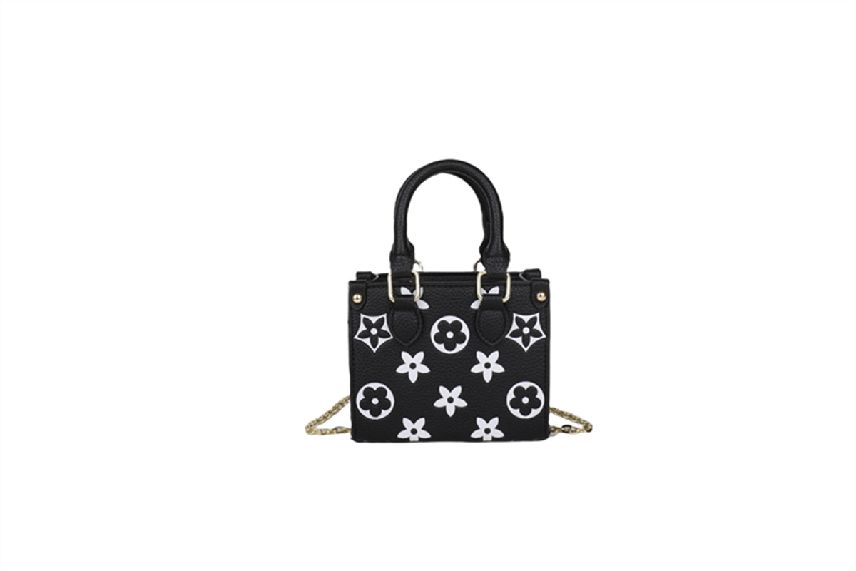 free shipping designer shoulder bags for girls fashionable Versatile bag chain classic flap for woman black white pink blue brown