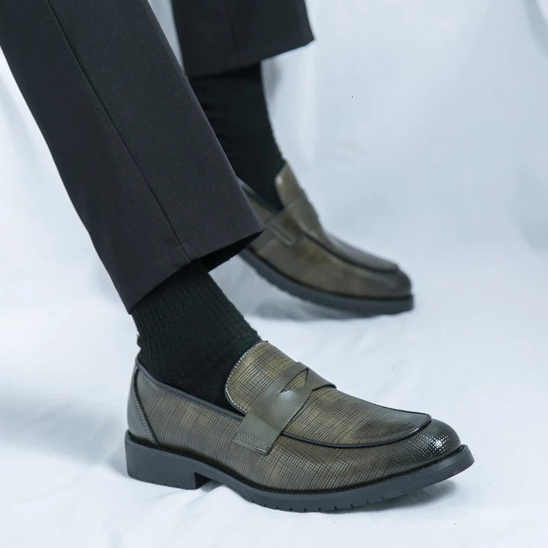 High Quality Brogues Mens Social Shoes British Dress Formal Leather Men Large Size 48 Wedding Business Leather Shoes For Male 250526